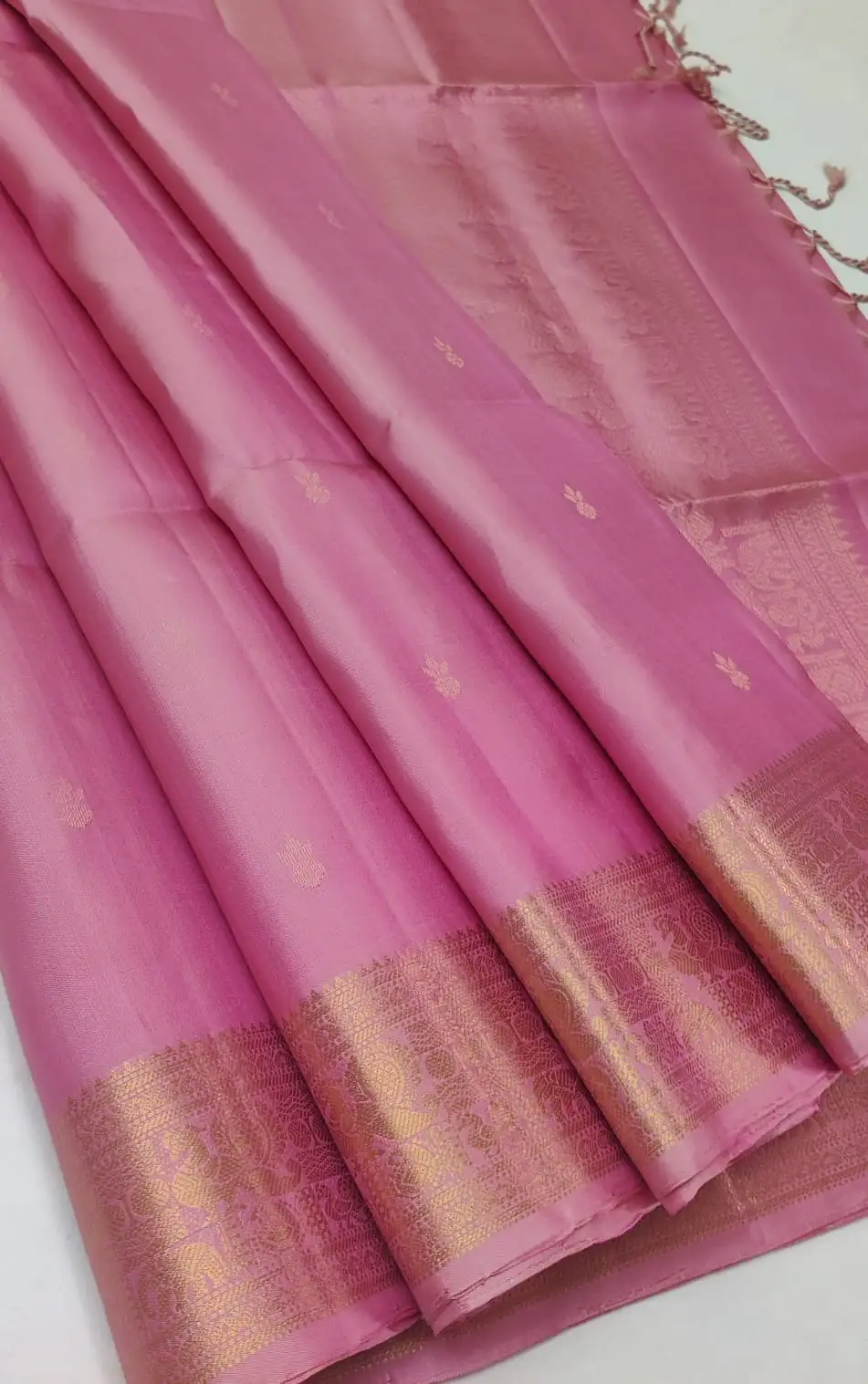 Pink Gold Floral Butta Kanchipuram Silk Saree
